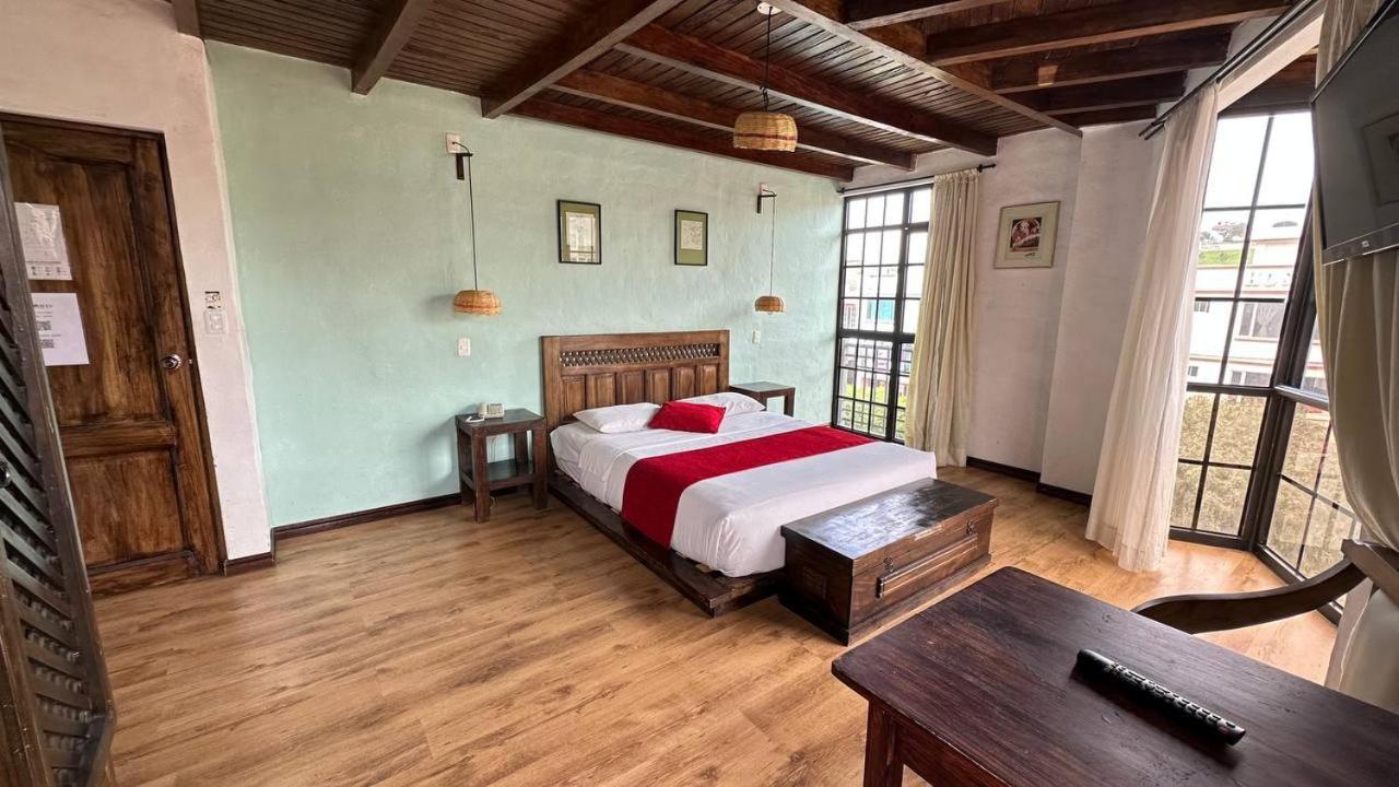 Hotel Noris Alausí Екстериор снимка